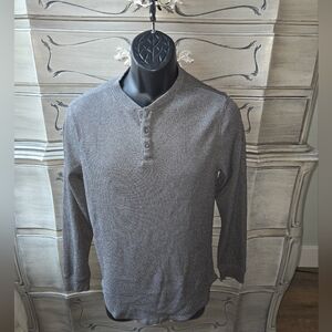 All in Motion Black Textured Shirt